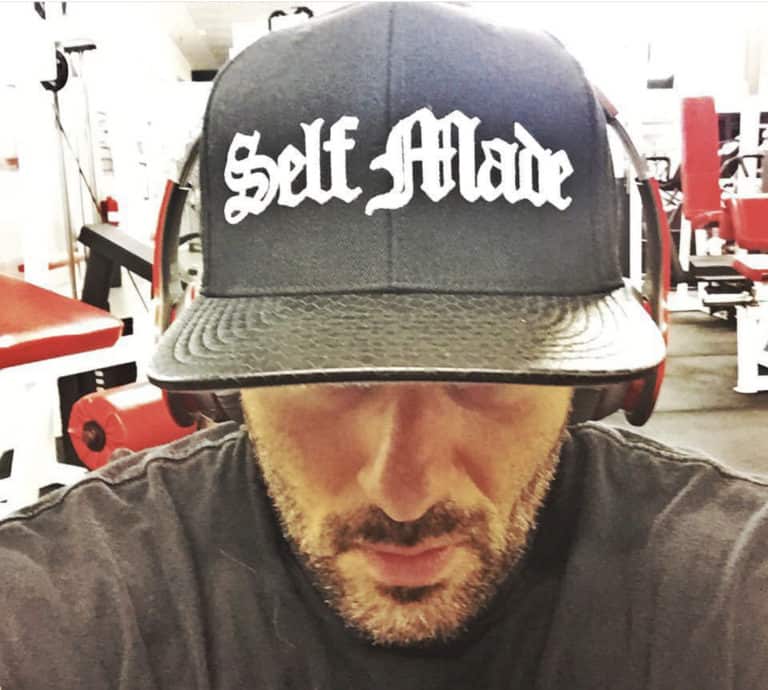The 6 Benefits of Wearing a Hat to the Gym