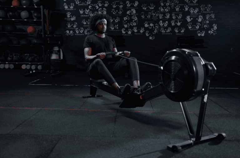 What Muscles Does a Rowing Machine Work?