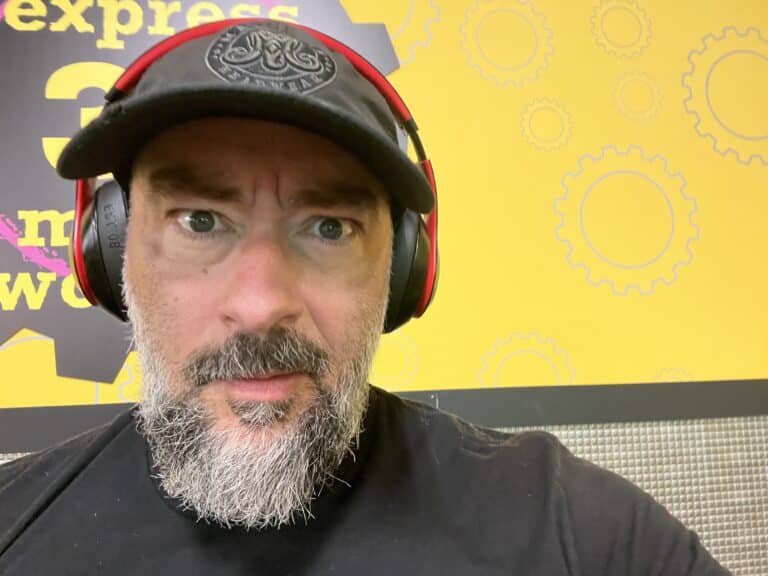 What is the Lunk Alarm at Planet Fitness?